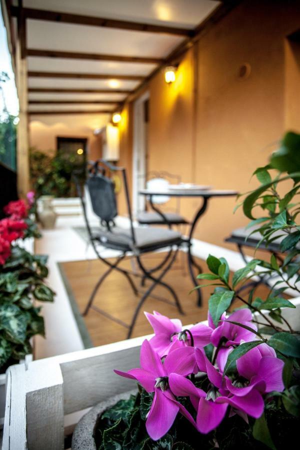 Roma, Deliziosa Casa Indipendente Immersa Nel Verde Villa Exterior photo